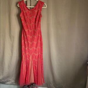 Chic Coral Lace Maxi Dress